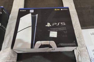 Leilão da Receita tem PlayStation 5 por R$ 554 e Nissan Kicks por R$ 2.280