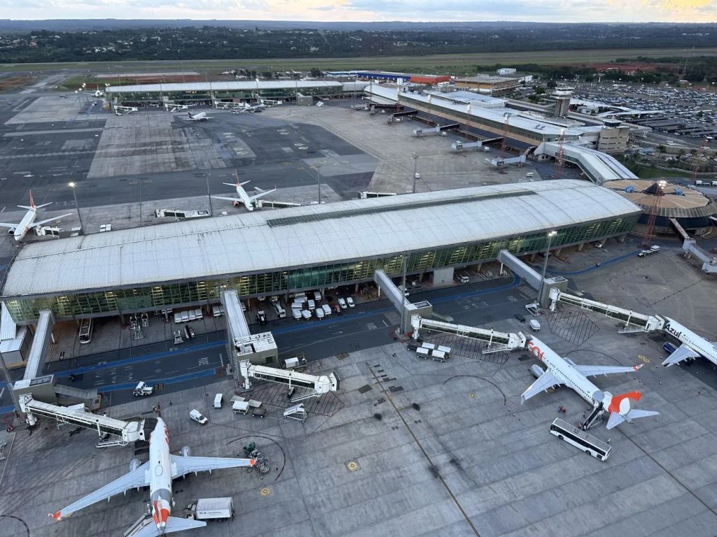 novas vias de acesso ao Aeroporto de Brasília