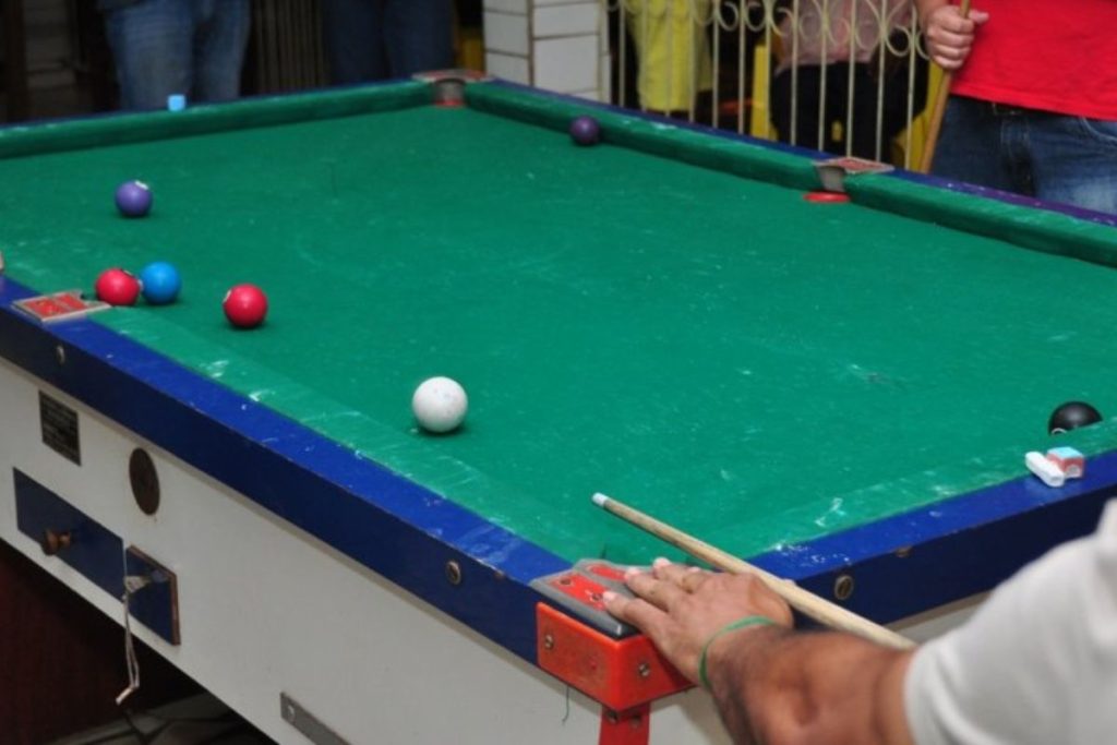 Violência em bar aconteceu após jogo de sinuca.