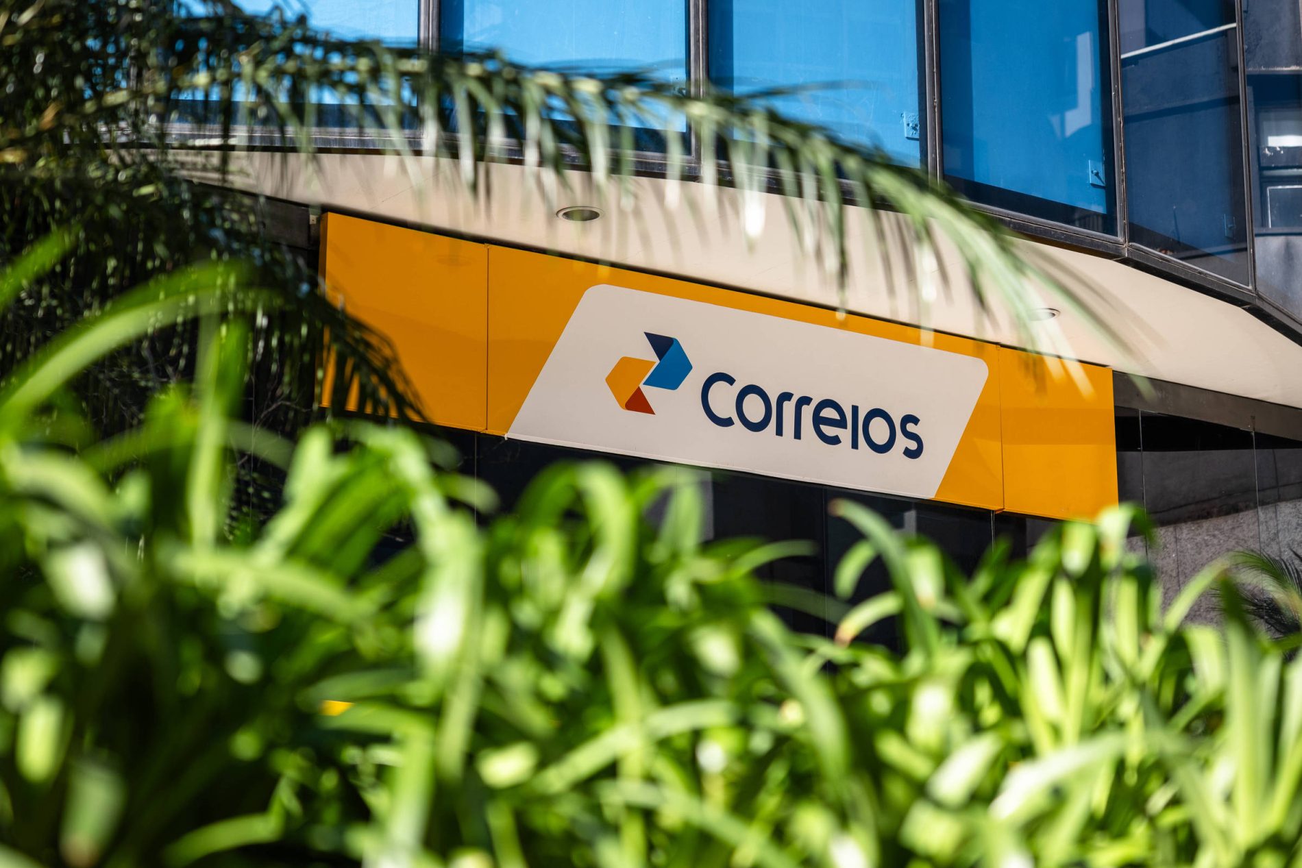 Justiça determina que trabalhadores dos Correios mantenham 80% do efetivo durante greve