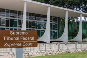 SFT faz nesta manhã sessão que analisará conversas de Moraes e Vorcaro