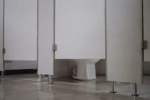 Porta / banheiro / aeroporto