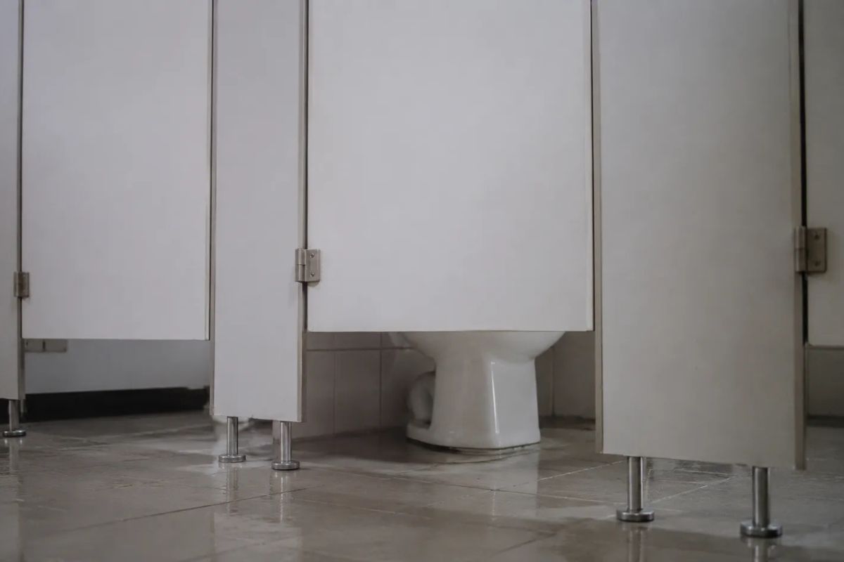 Porta / banheiro / aeroporto
