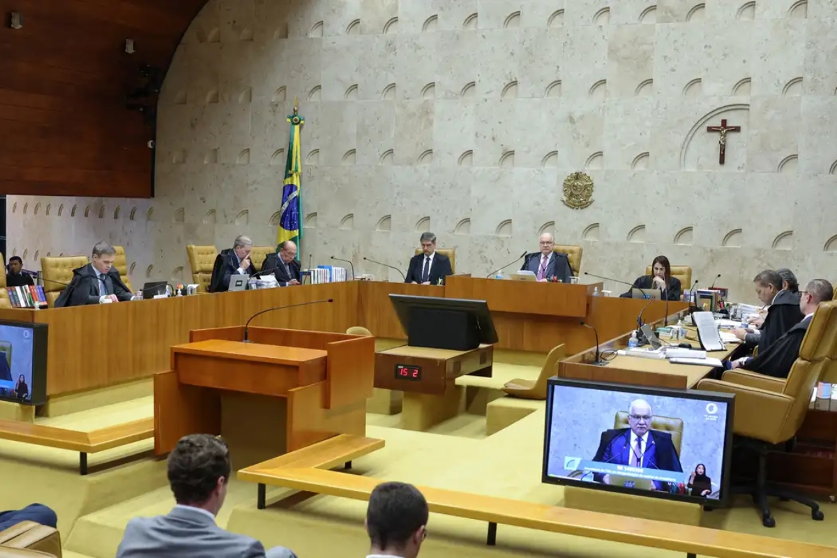 STF retoma sessões após suspensão de casos Moraes e Mendonça