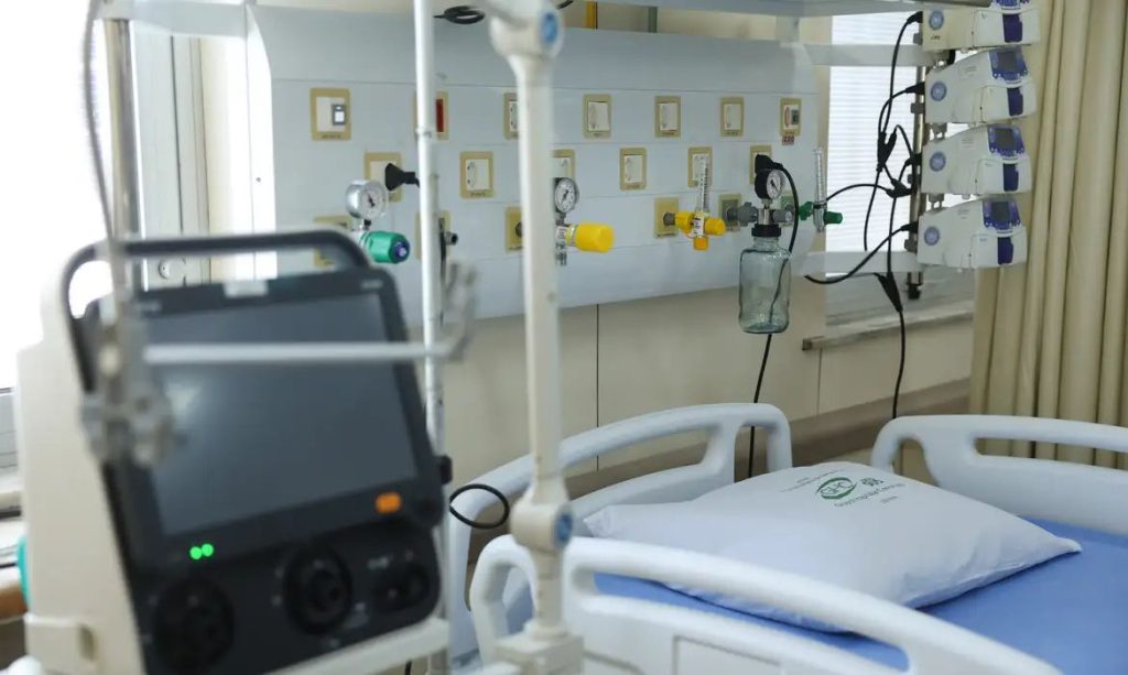 funcionária demitida após faltar para fazer quimioterapia