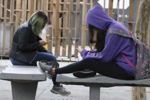 Apostas em bets avançam entre jovens e ampliam risco de dependência