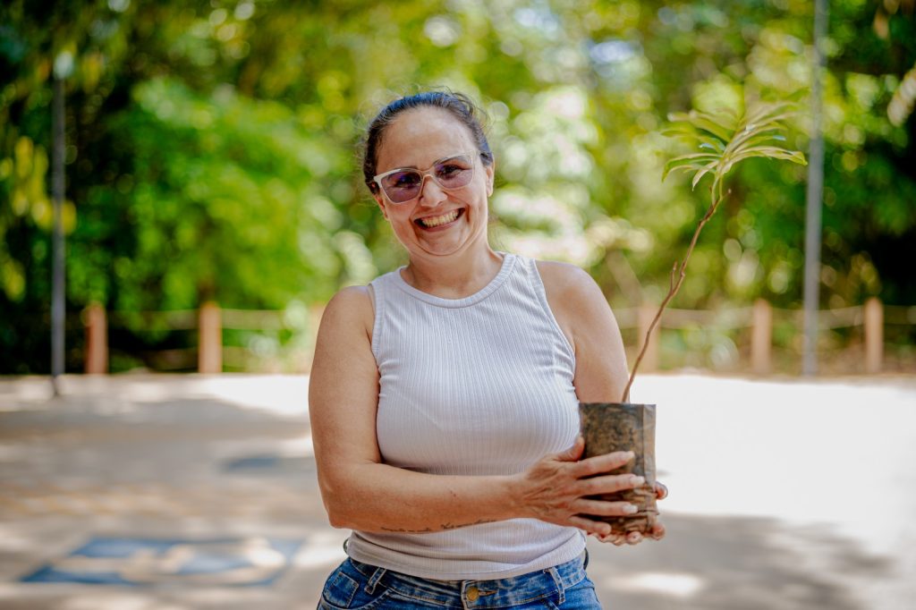 Mudas frutíferas serão distribuídas gratuitamente no Parque Ipiranga nesta segunda-feira (21). (Foto: Reprodução/Prefeitura de Anápolis/Paulo de Tarso)