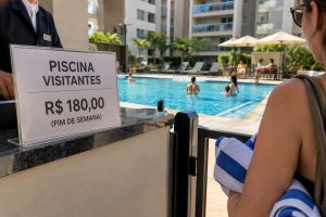taxa de R$ 180 por visitante