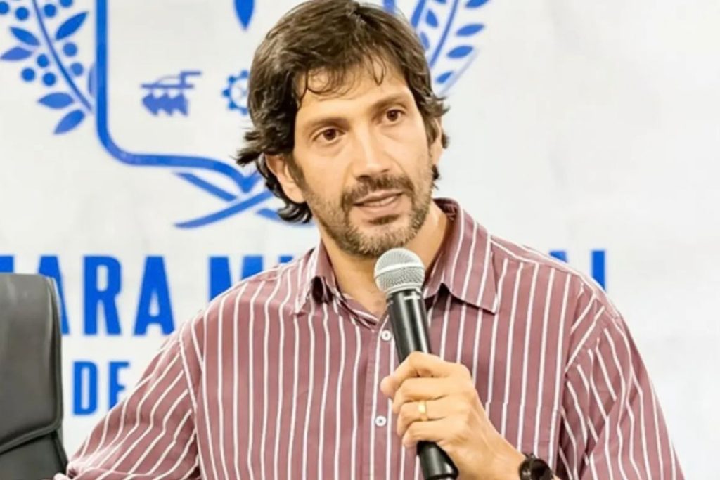 Samuel Gemus formaliza desistência de candidatura a deputado federal pelo Republicanos
