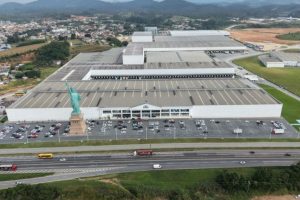 construção loja Havan
