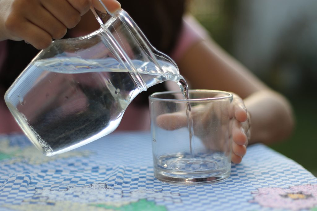 A economia pode começar pelas atividades mais comuns do dia a dia. (Foto: Divulgação)