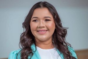 Vanessa Marega, conhecida por vender iPhones com até 70% de desconto e alvo de denúncias após deixar prejuízo milionário, pede R$ 30 mil em indenização ao Portal 6 e perde ação na Justiça