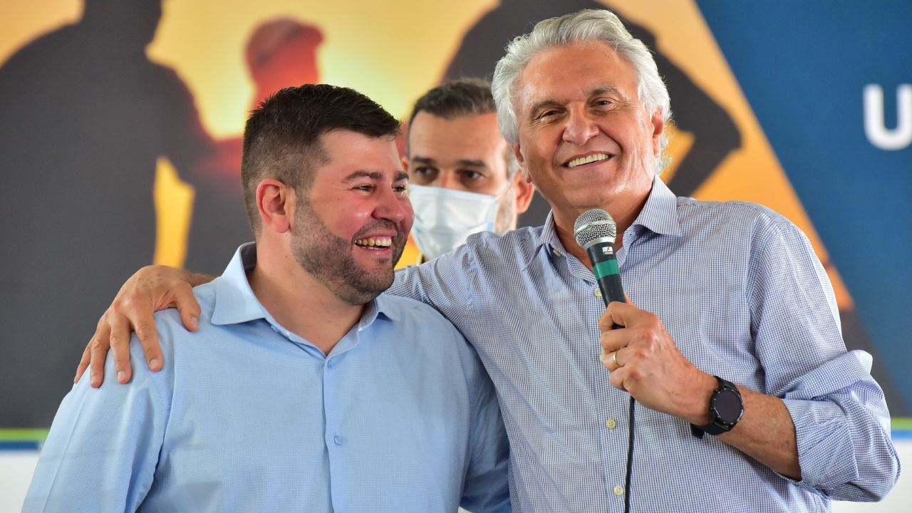 “Perdemos um político jovem, extremamente habilidoso e inteligente, que sabia construir entendimentos e consensos”, lamenta Caiado