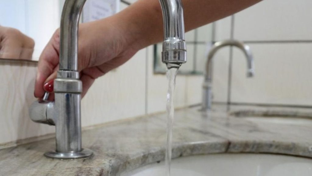 Quer economizar água? Pequenas atitudes fazem uma grande diferença
