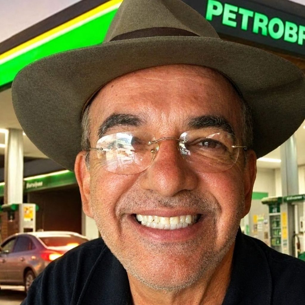 Tomás de Aquino Miranda, ex-prefeito de Senador Canedo, morreu neste domingo (27), aos 72 anos. (Foto: Reprodução/Redes sociais)