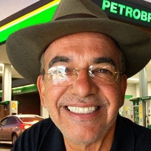 Tomás de Aquino Miranda, ex-prefeito de Senador Canedo, morreu neste domingo (27), aos 72 anos. (Foto: Reprodução/Redes sociais)