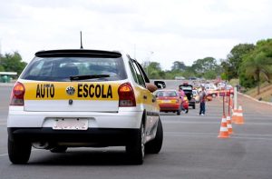 Com nova tecnologia, CNH passará a ser emitida em apenas 30 minutos em Goiás