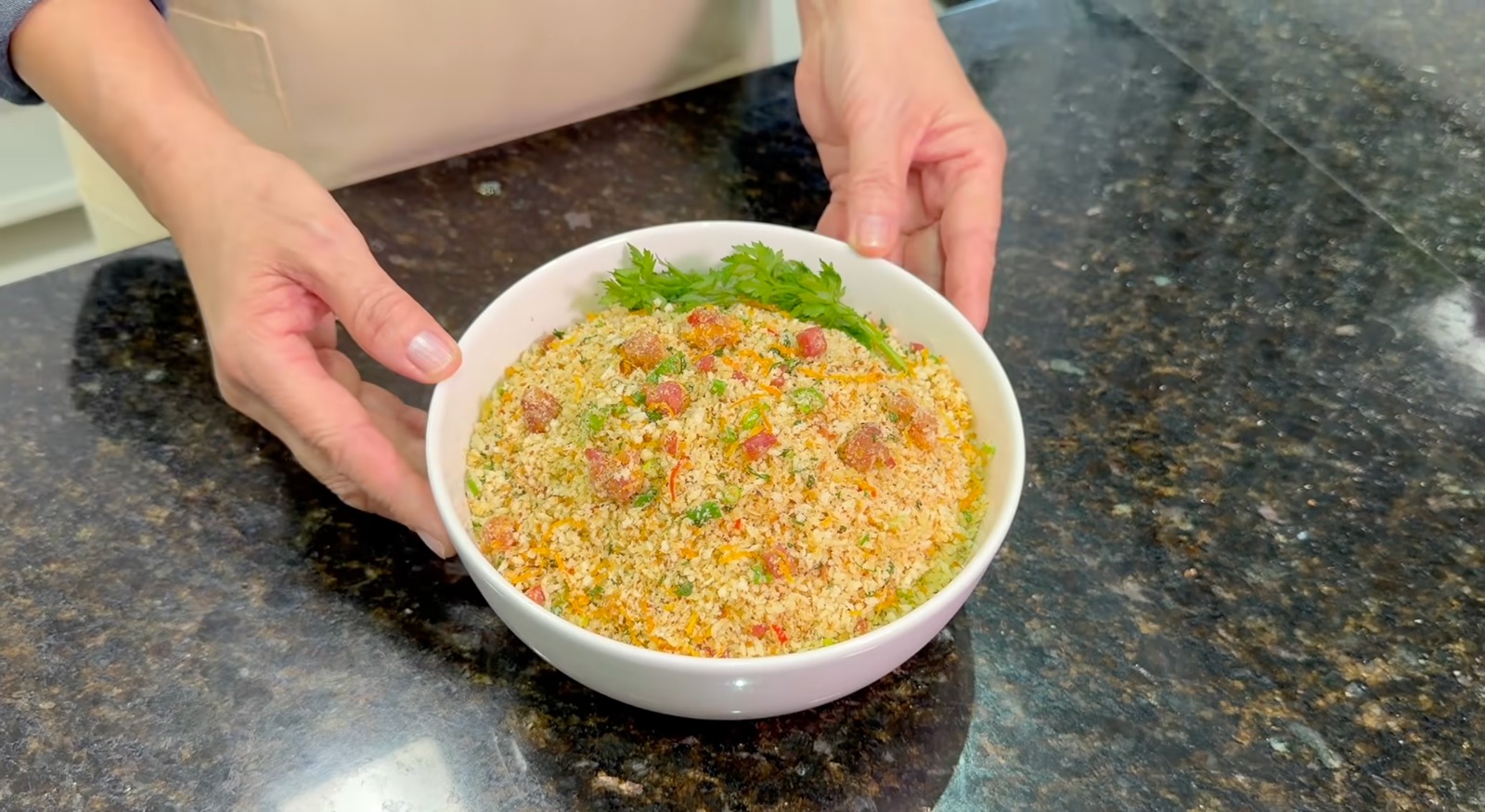 O segredo para deixar a farofa bem crocante usando farinha panko ou farinha biju