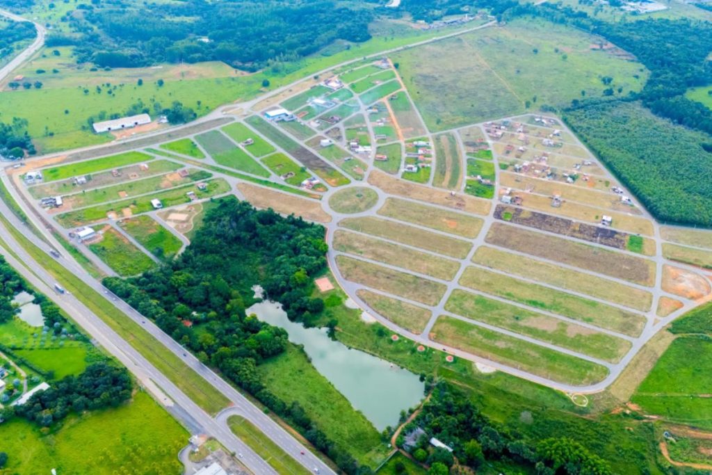 Maior que o Vaca Brava, parque de 88 mil m² na Grande Goiânia terá lago, quadras, pista de caminhada e área verde