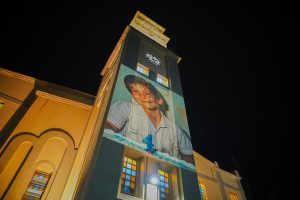Catedral do Bom Jesus ganha projeção de luz em homenagem ao deputado Amilton Filho