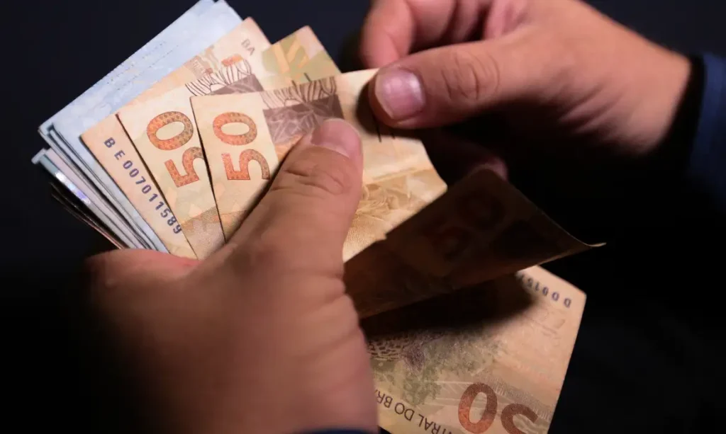 décimo terceiro salário