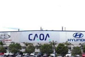 Você sabe o que significa CAOA? A incrível história do homem que criou a gigante bilionária do setor automotivo com fábrica em Goiás
