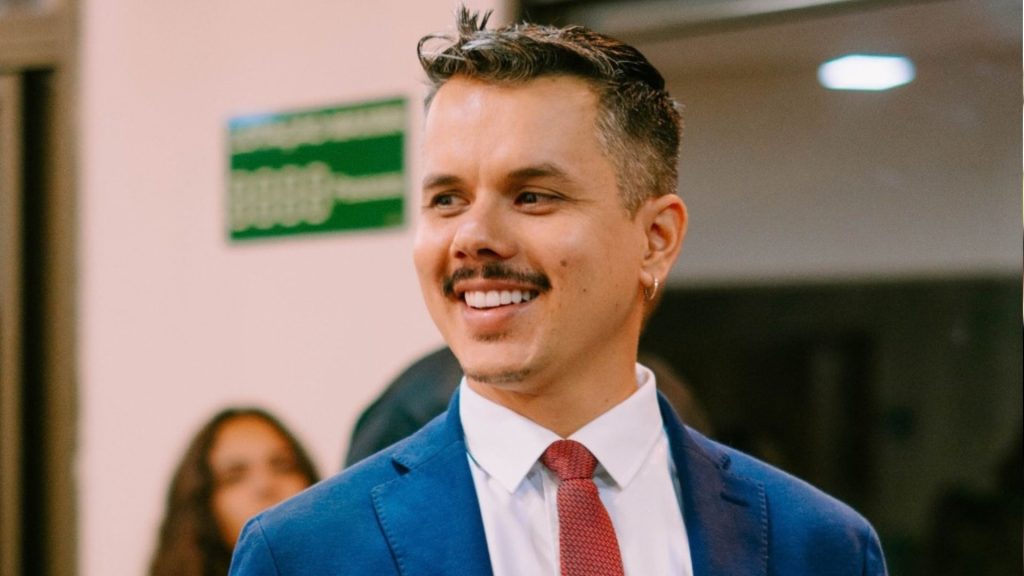 Fabrício Rosa é PRF e foi vereador de Goiânia antes de ser o segundo melhor eleito deputado estadual em 2026.