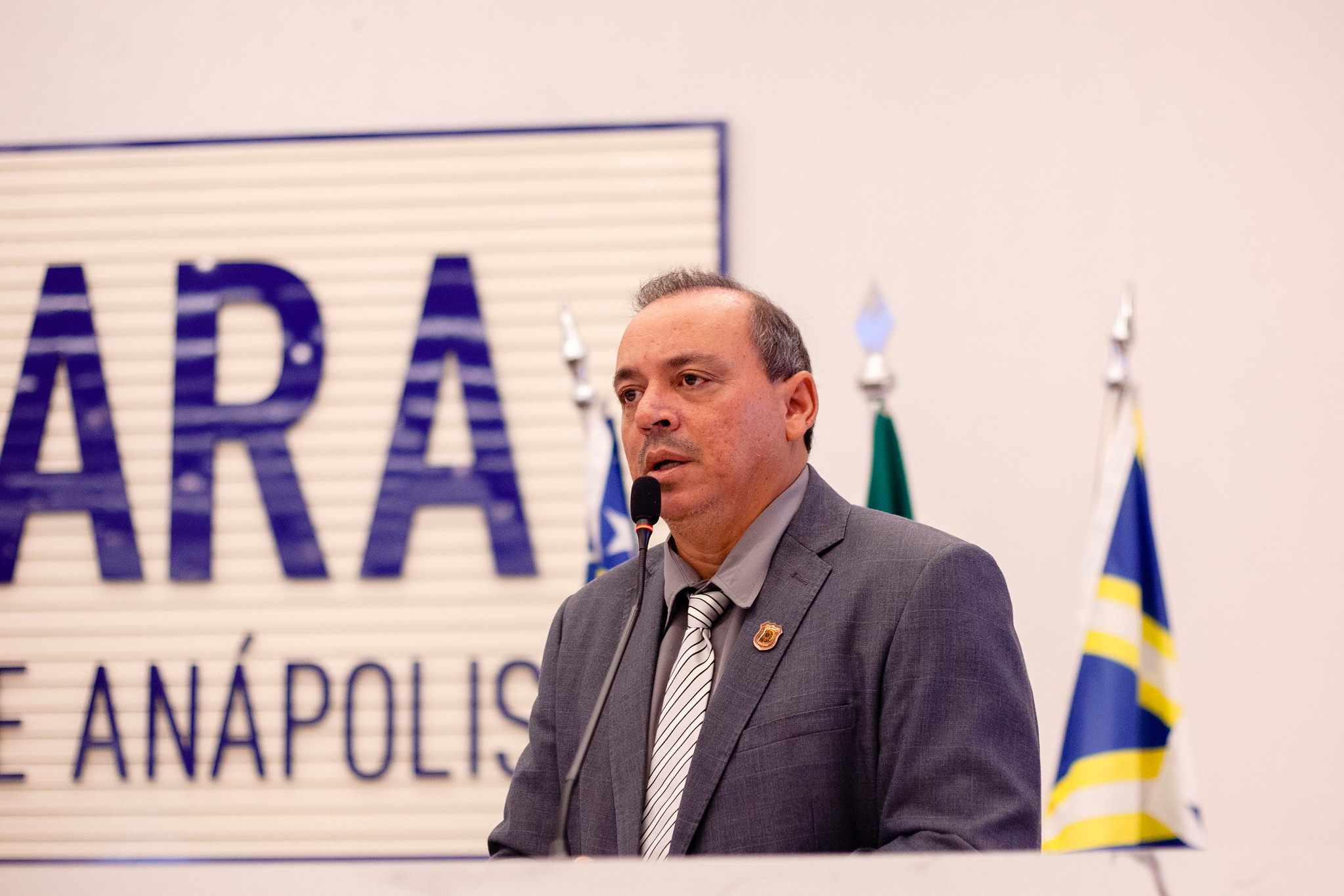 Suender ensaia entrada na oposição a Márcio Corrêa e mira disputar Prefeitura de Anápolis: “2028 nos aguarda”