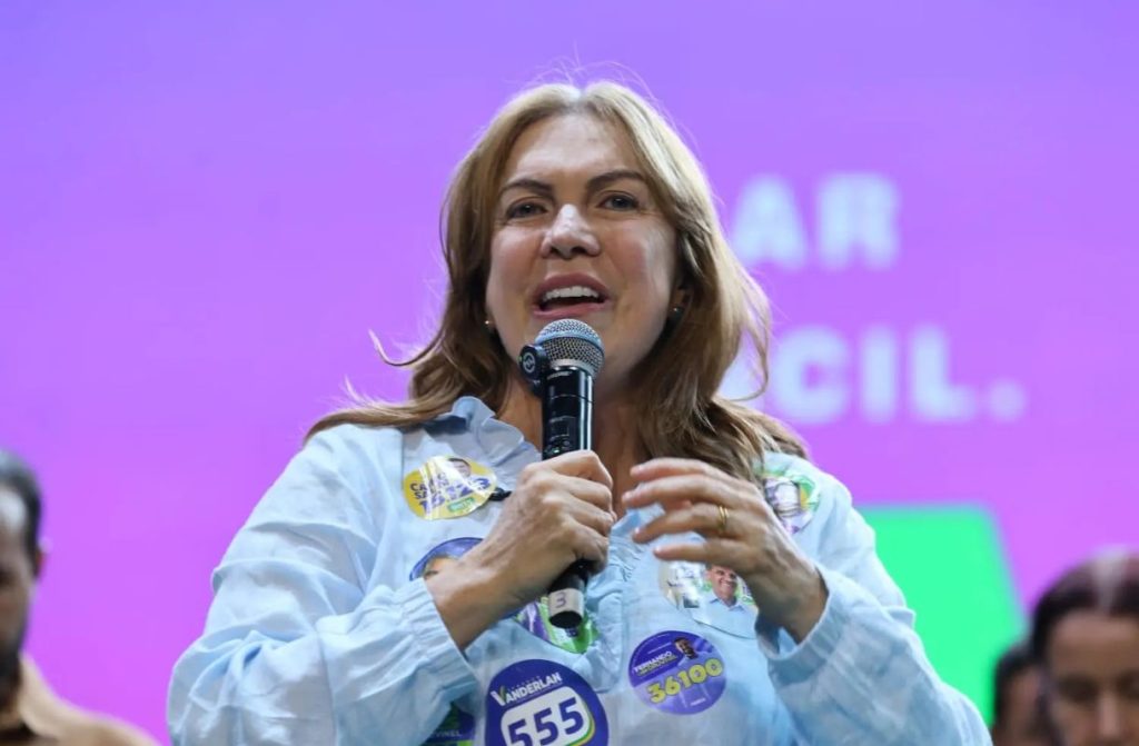 Fátima Gavioli reassume Secretaria de Educação de Goiás após disputa eleitoral