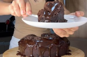bolo de chocolate fofinho