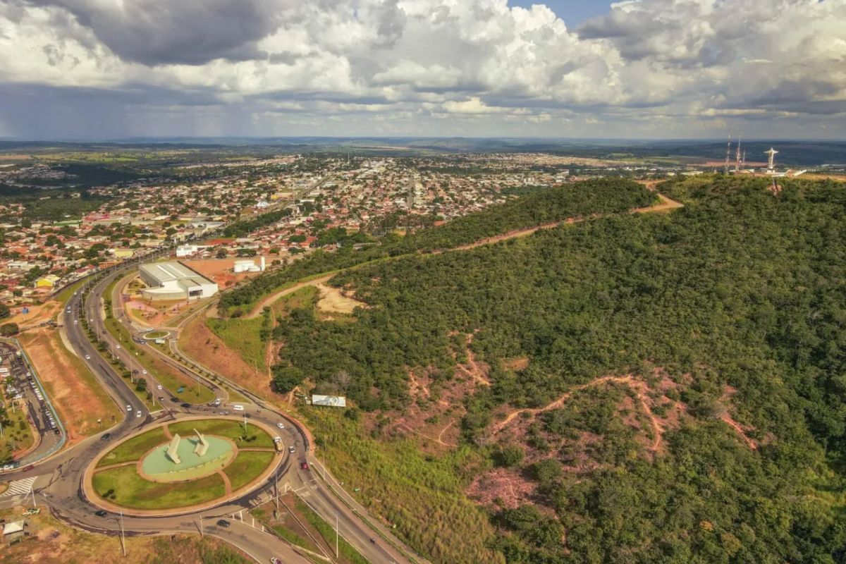Vista aérea de Senador Canedo, na Região Metropolitana de Goiânia.