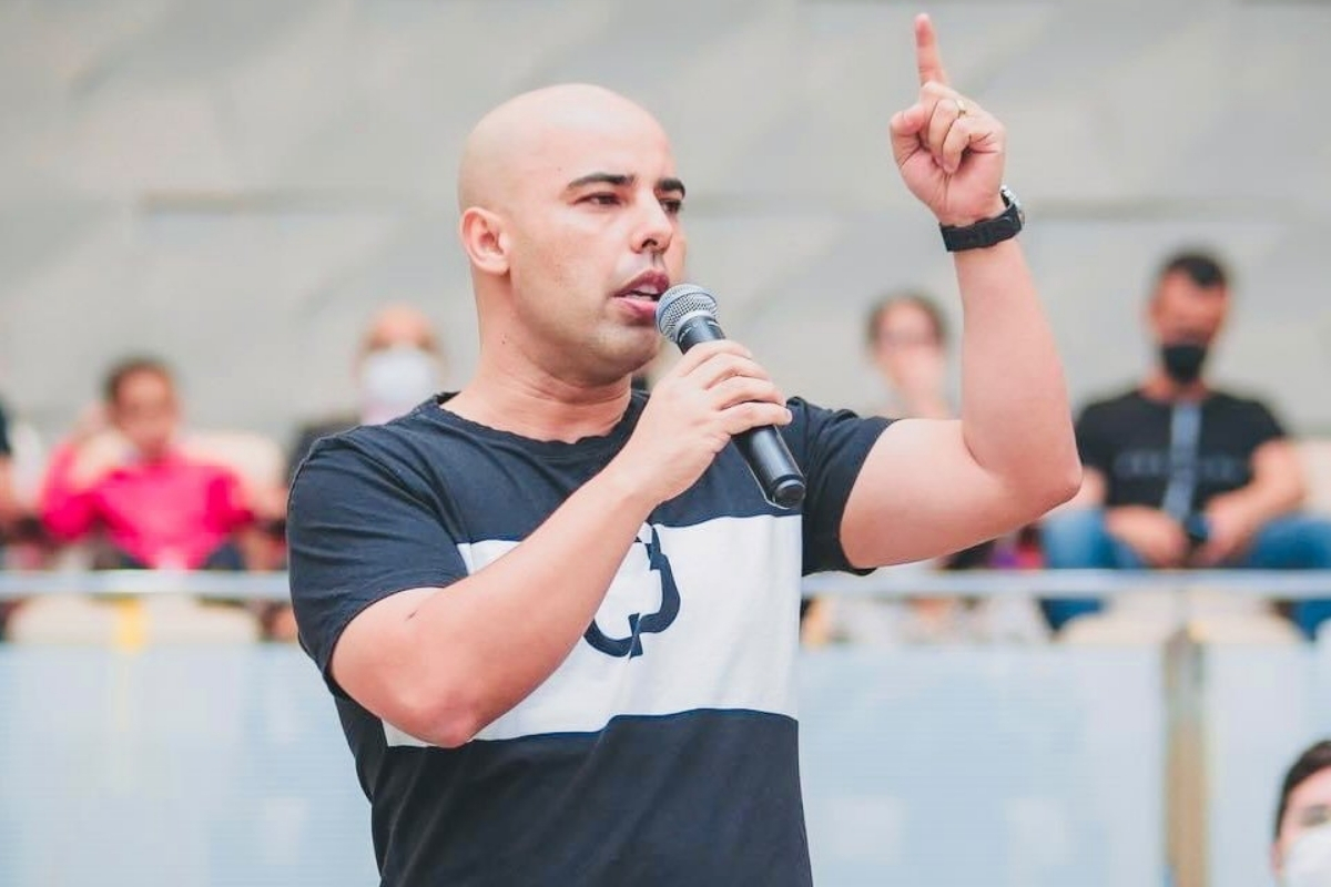 Pastor morre aos 44 anos após complicações de cirurgia no cérebro e causa comoção em Goiás