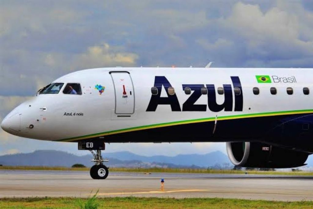 Azul terá que pagar mais de 10 mil em indenização para passageiro de Goiânia
