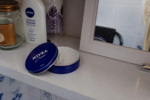 Creme Nivea pote azul