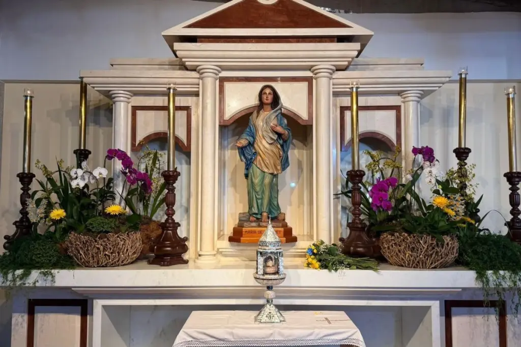 Goiânia recebe imagem de Nossa Senhora de Nazaré e relíquia sagrada da Gruta da Anunciação