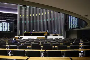 Um dos mais aguardados do país, concurso público da Câmara dos Deputados oferece salário que passa se R$ 32 mil