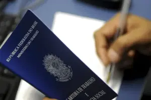 Trabalhador é demitido 20 dias antes de completar um ano na empresa e descobre que ainda pode ter direito a férias e 13º proporcionais