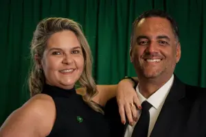 Empresário de Anápolis emociona ao se despedir da esposa após mais de 30 anos juntos: “Não foi esse o combinado”