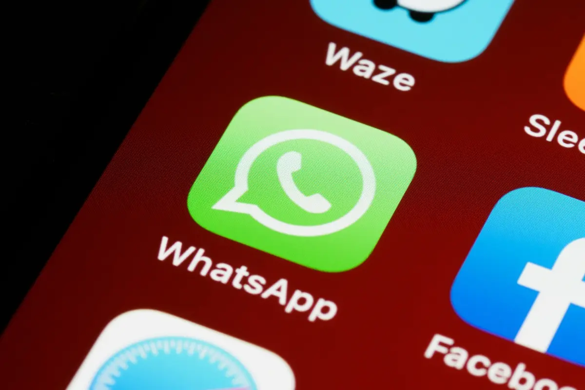 O golpe do WhatsApp que pode esvaziar sua conta com apenas um toque: como se proteger, segundo técnicos