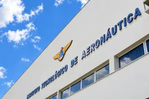 Estudante de 19 anos acerta todas as questões de Matemática e Física e fica em primeiro lugar no Brasil na 1ª fase do ITA 2027