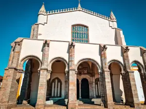 capela revestida com ossos humanos