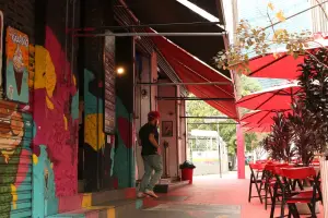 Bares e restaurantes