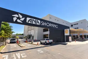 Justiça condena Anashopping a pagar a indenização a cliente que foi obrigado a levantar a camisa para vigilante
