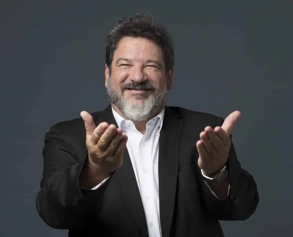 Mario Sergio Cortella gente não nasce pronta
