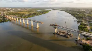 ponte sobre o Rio São Francisco