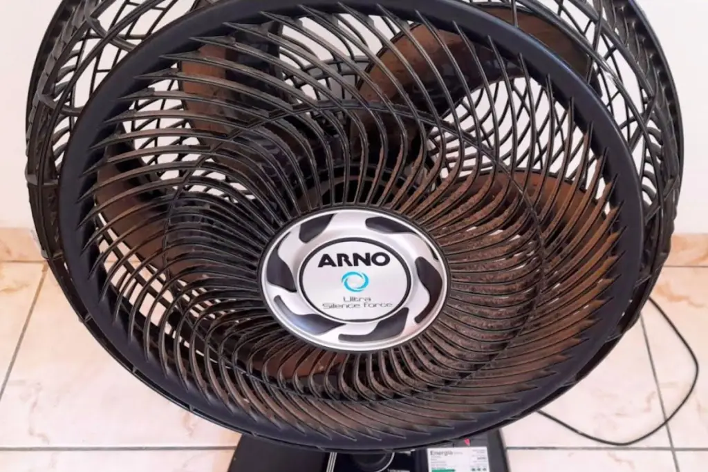 ventilador empoeirado