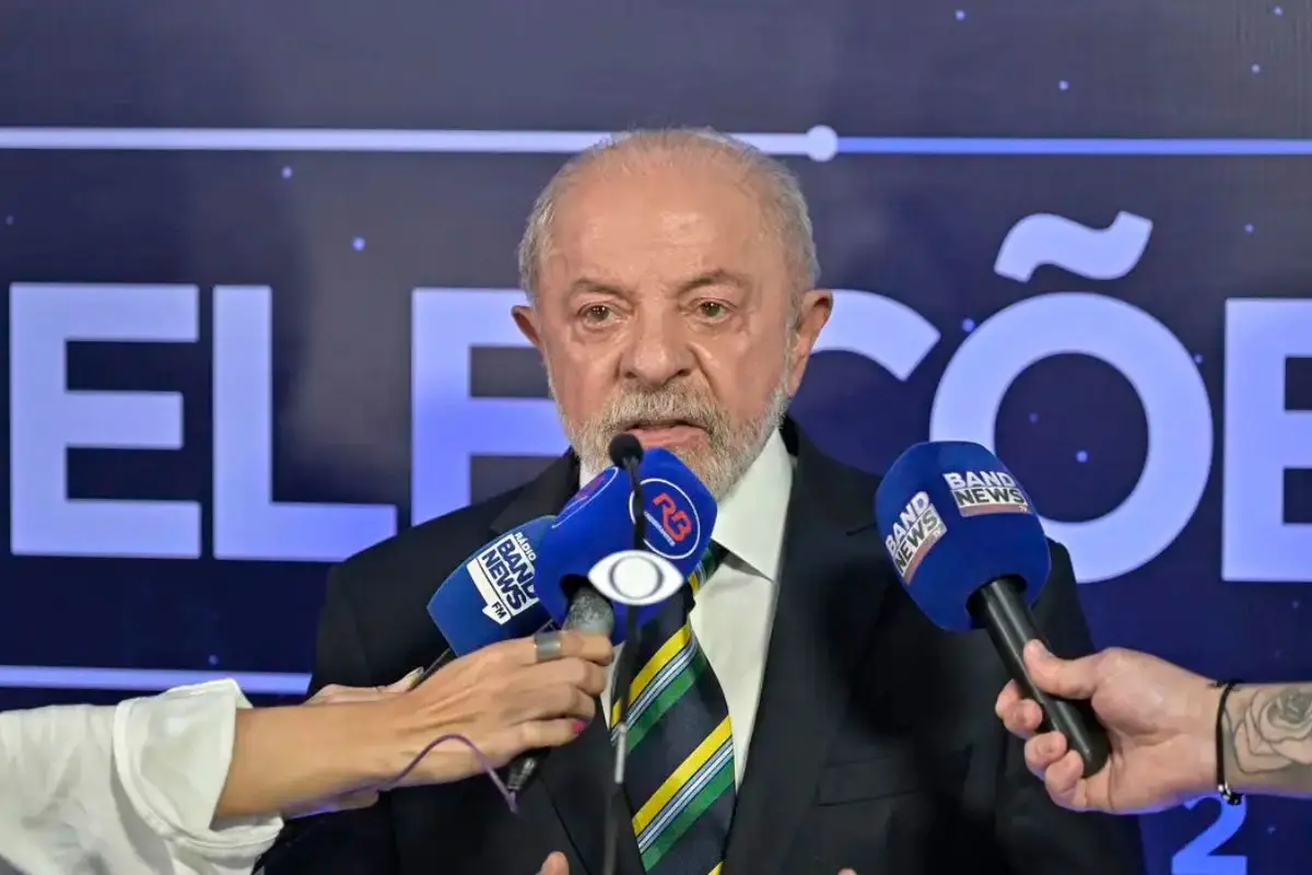 TSE: Lula autoriza quebra de sigilo bancário se Flávio fizer o mesmo