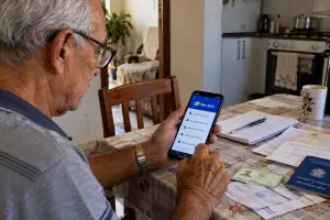 Mesmo sem nunca ter contribuído ao INSS, idosos podem ter direito a um salário mínimo por mês