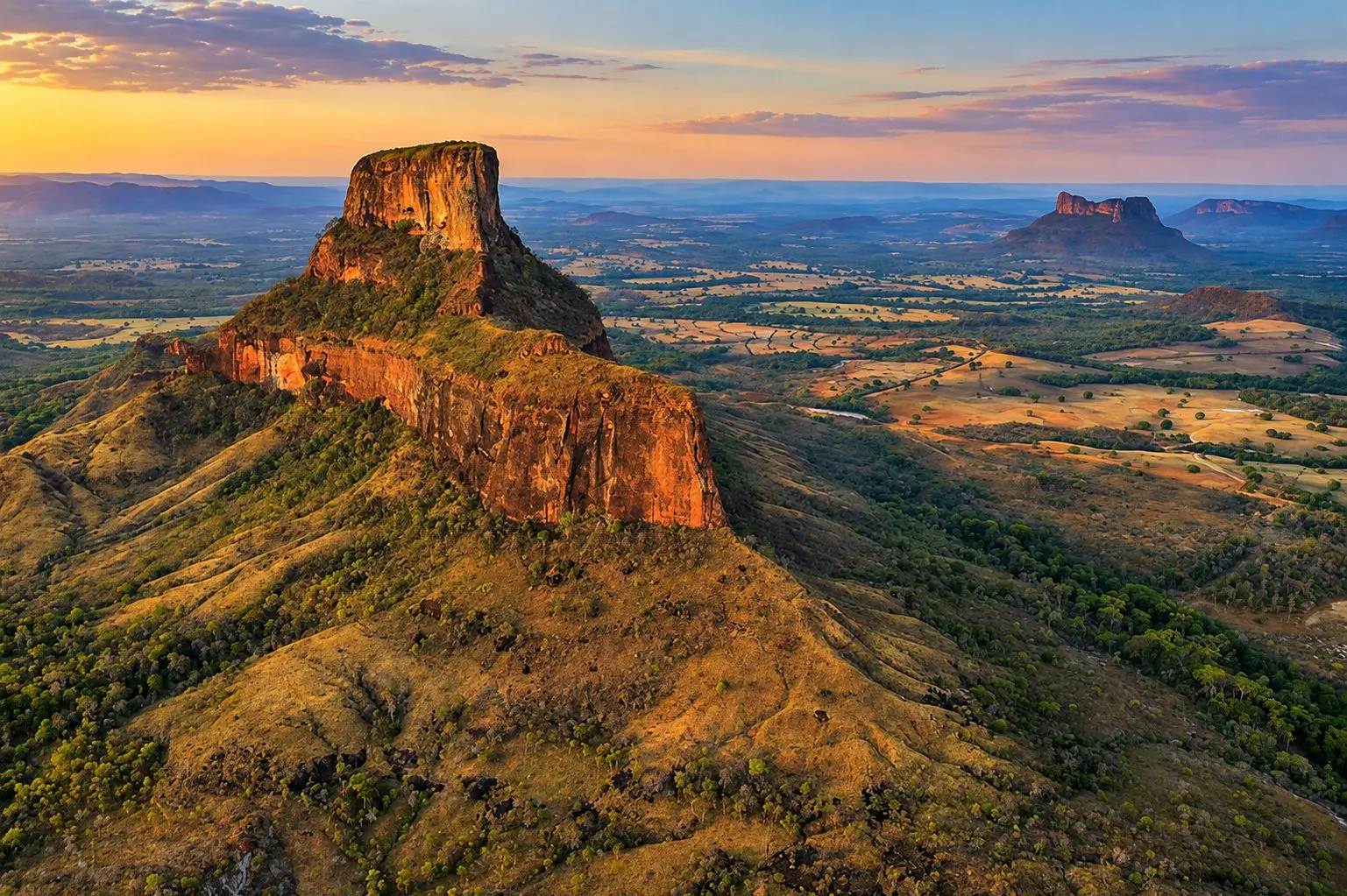 Portelândia possui todos os seus limites territoriais compartilhados com Mineiros, formando um enclave municipal no Sudoeste de Goiás. (Imagem: Reprodução/Bora Pra Goiás)