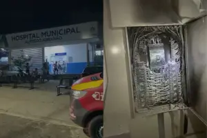 Incêndio atinge Hospital Municipal Alfredo Abraão